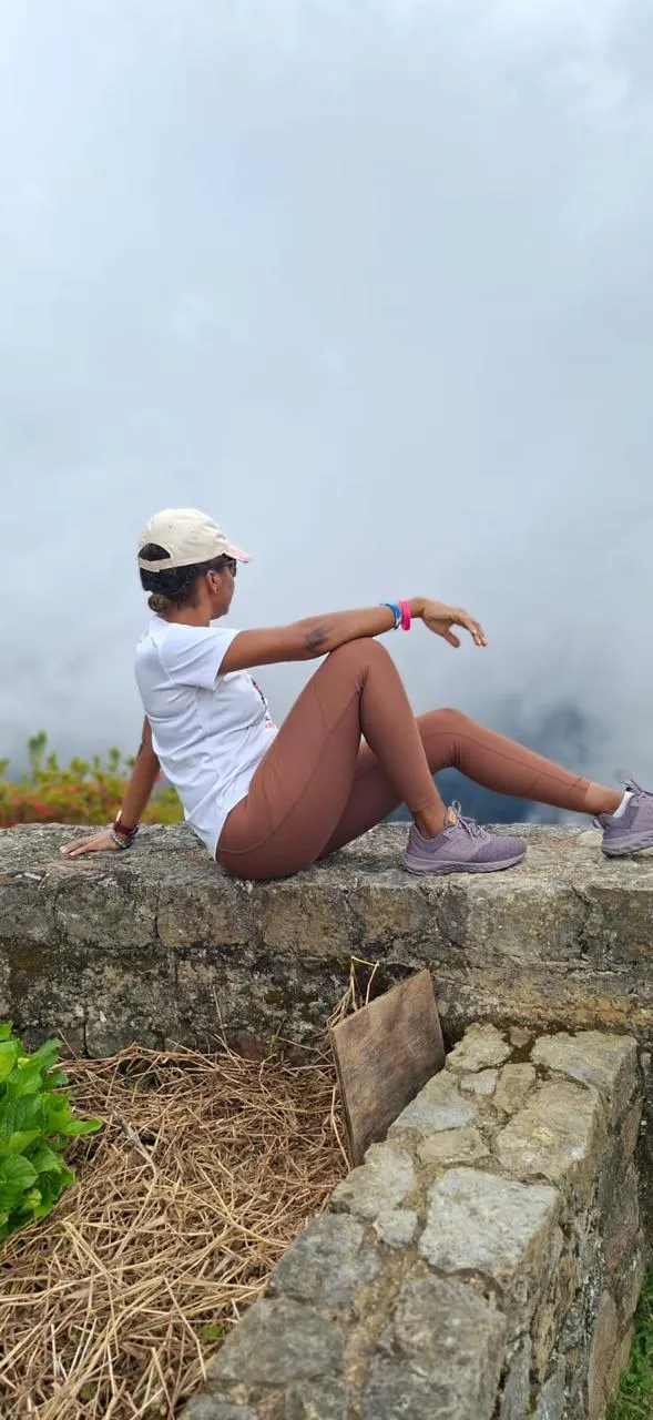 Lifestyle Hikers group photo on the trail
